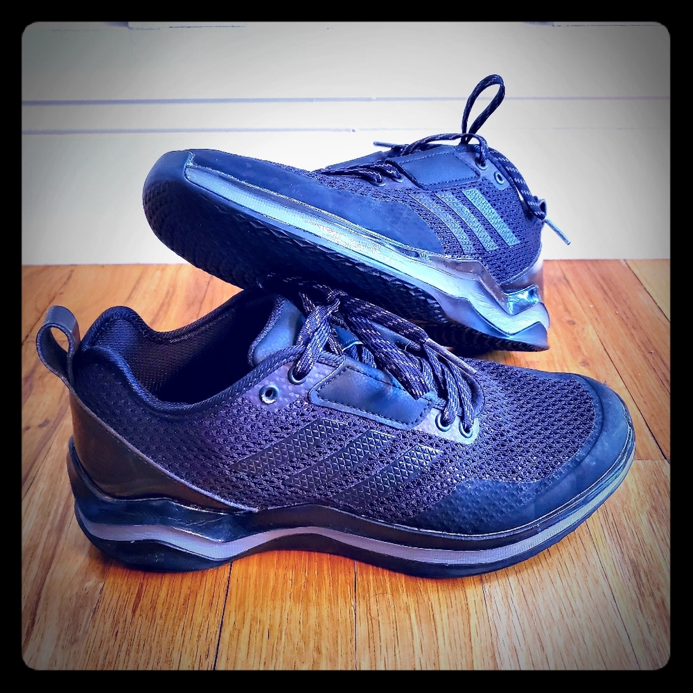 Adidas Tennis Shoes